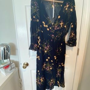 Never worn (tag is still on) Reformation dress.